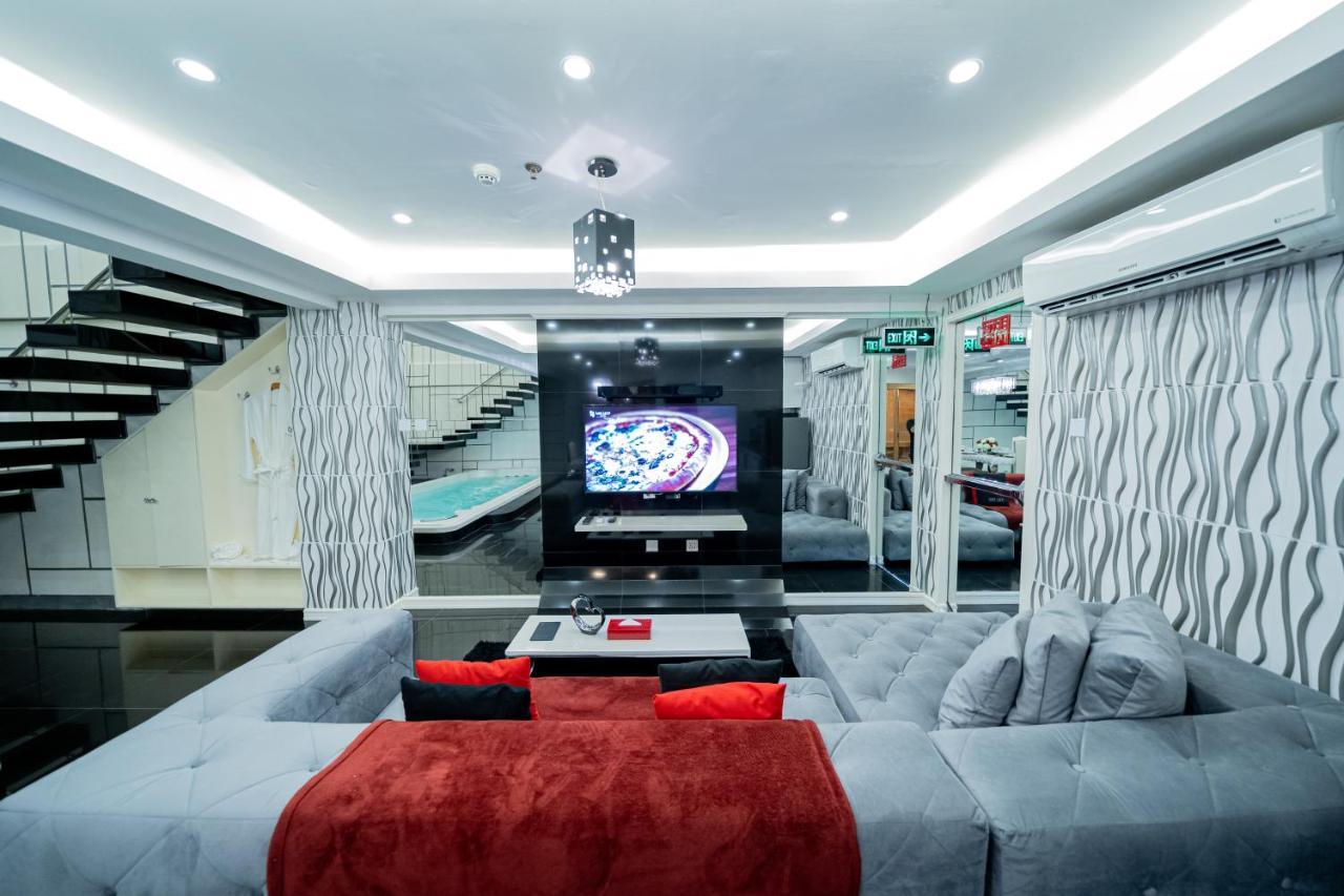 Luks Lofts Hotel & Residences Batangas Bagian luar foto