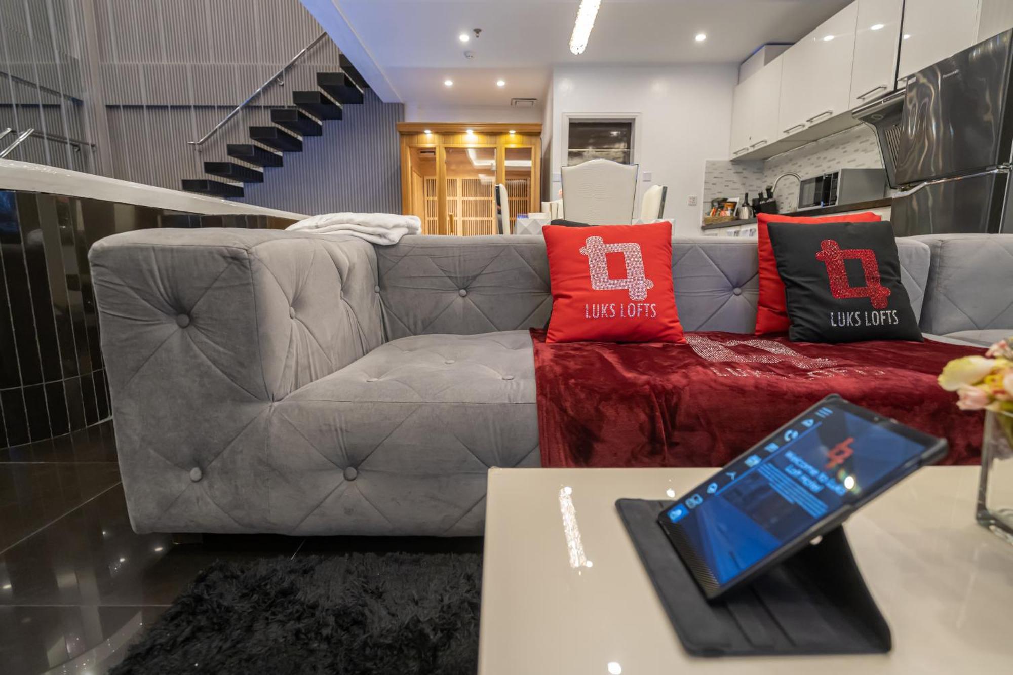 Luks Lofts Hotel & Residences Batangas Bagian luar foto