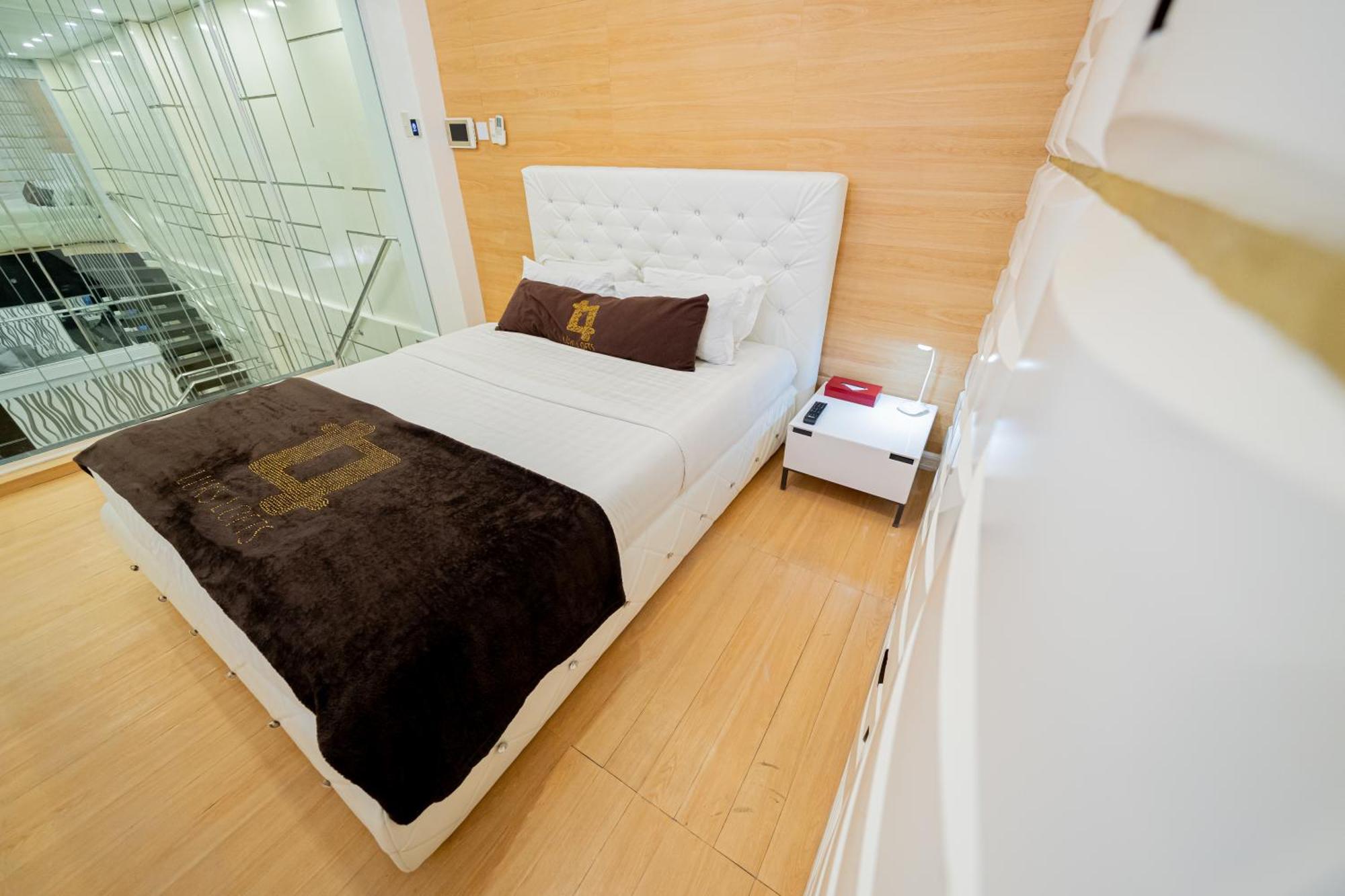 Luks Lofts Hotel & Residences Batangas Bagian luar foto