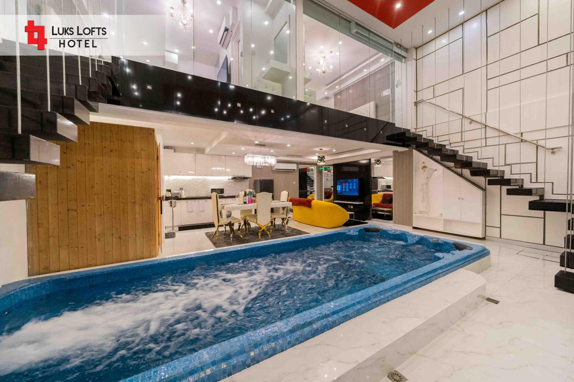 Luks Lofts Hotel & Residences Batangas Bagian luar foto