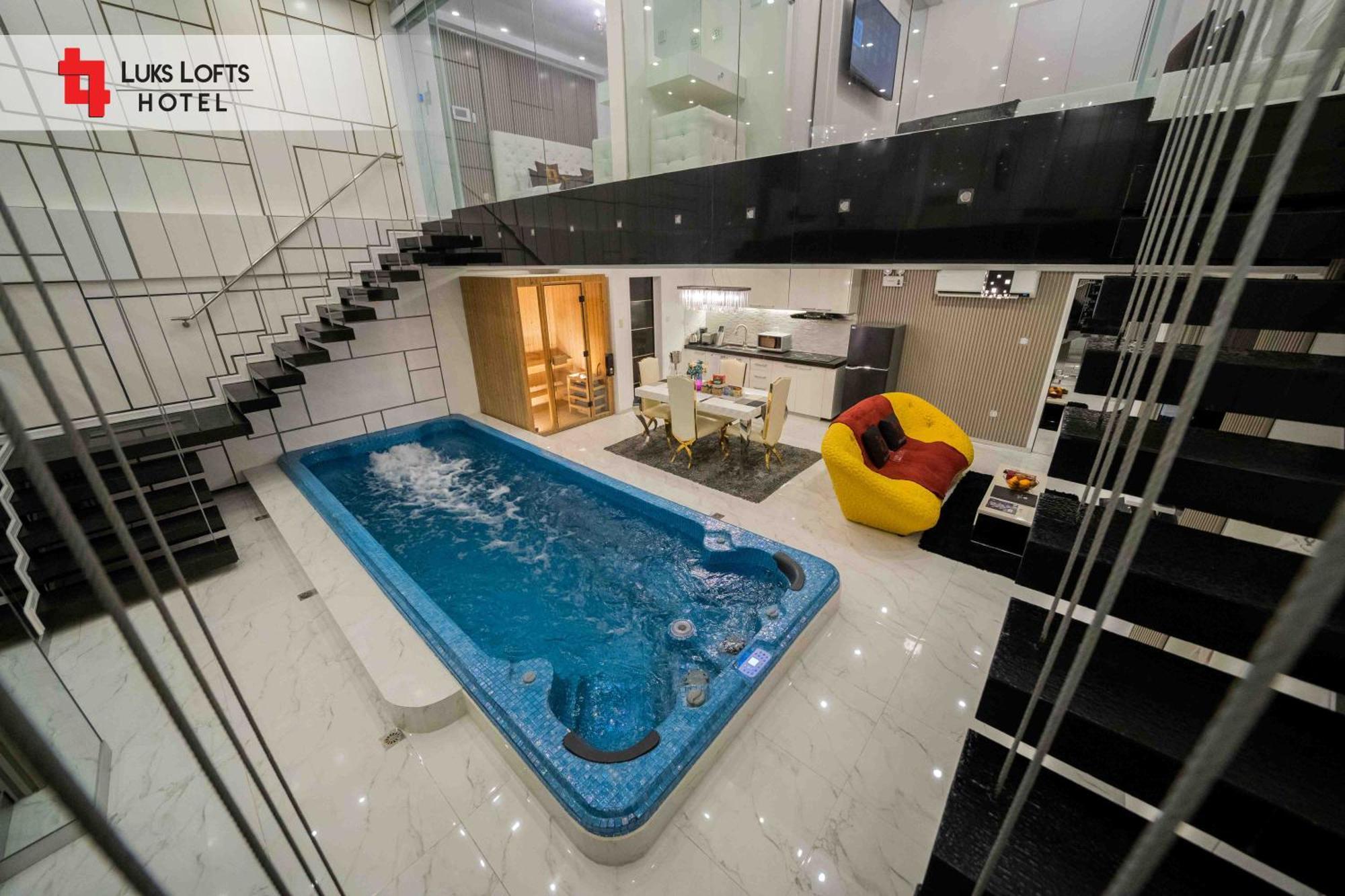 Luks Lofts Hotel & Residences Batangas Bagian luar foto