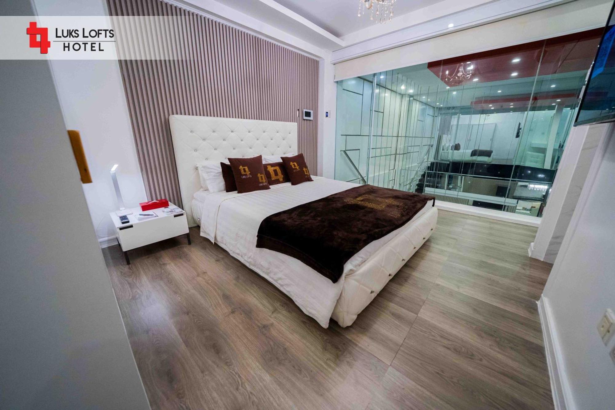 Luks Lofts Hotel & Residences Batangas Bagian luar foto