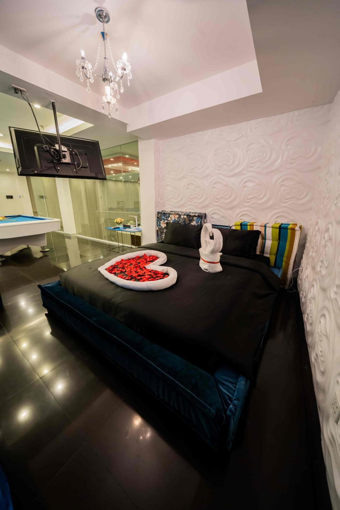 Luks Lofts Hotel & Residences Batangas Bagian luar foto