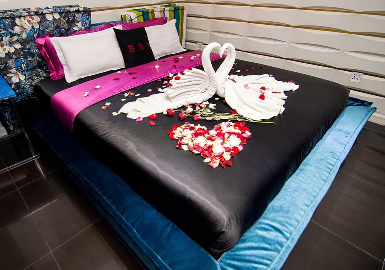 Luks Lofts Hotel & Residences Batangas Bagian luar foto