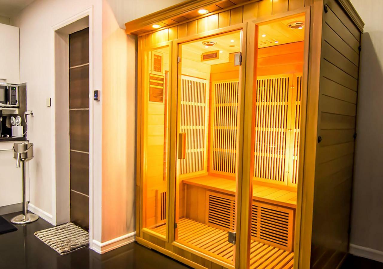Luks Lofts Hotel & Residences Batangas Bagian luar foto
